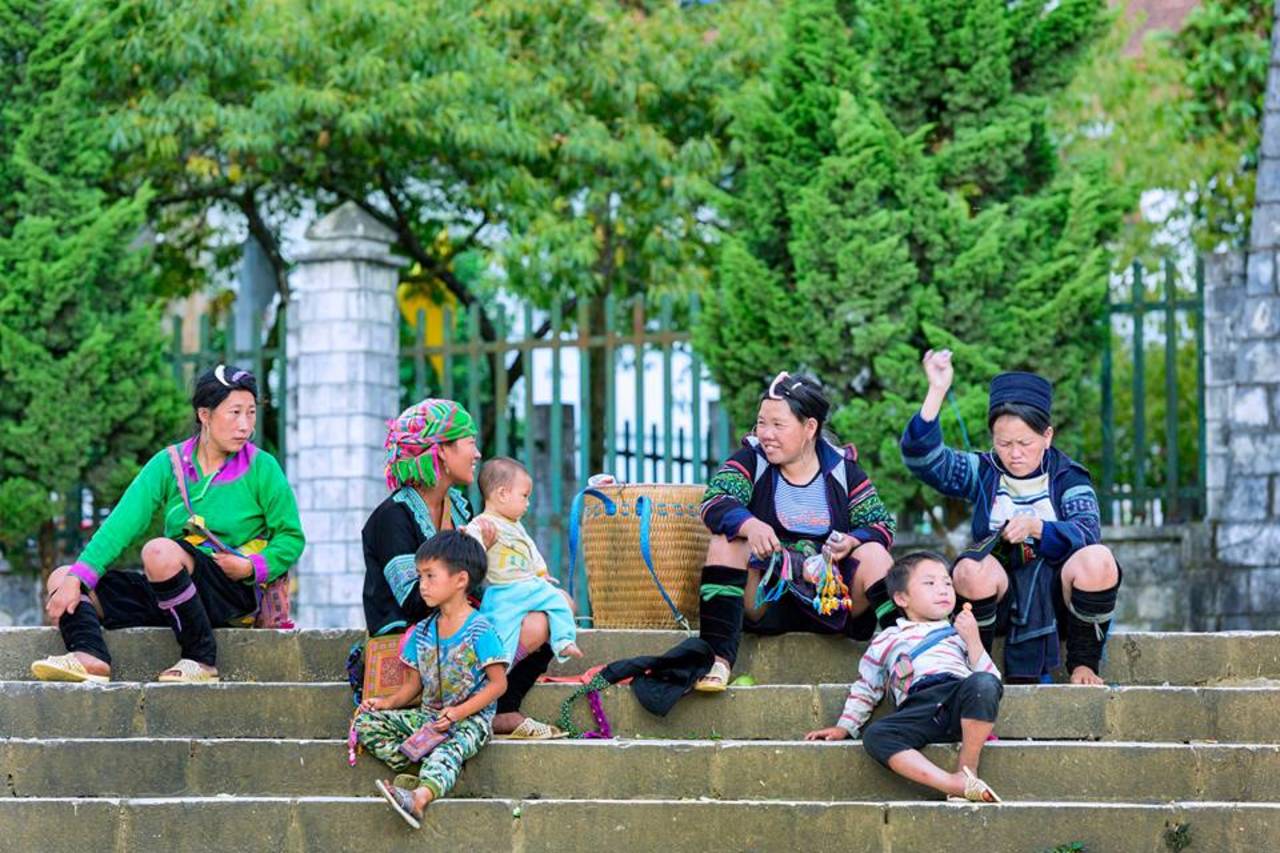Best Of Sapa Trekking and Market Tour